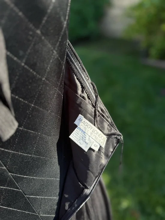 Maggy London Silk Black Halter Neck Midi Dress - Picture 6 of 11